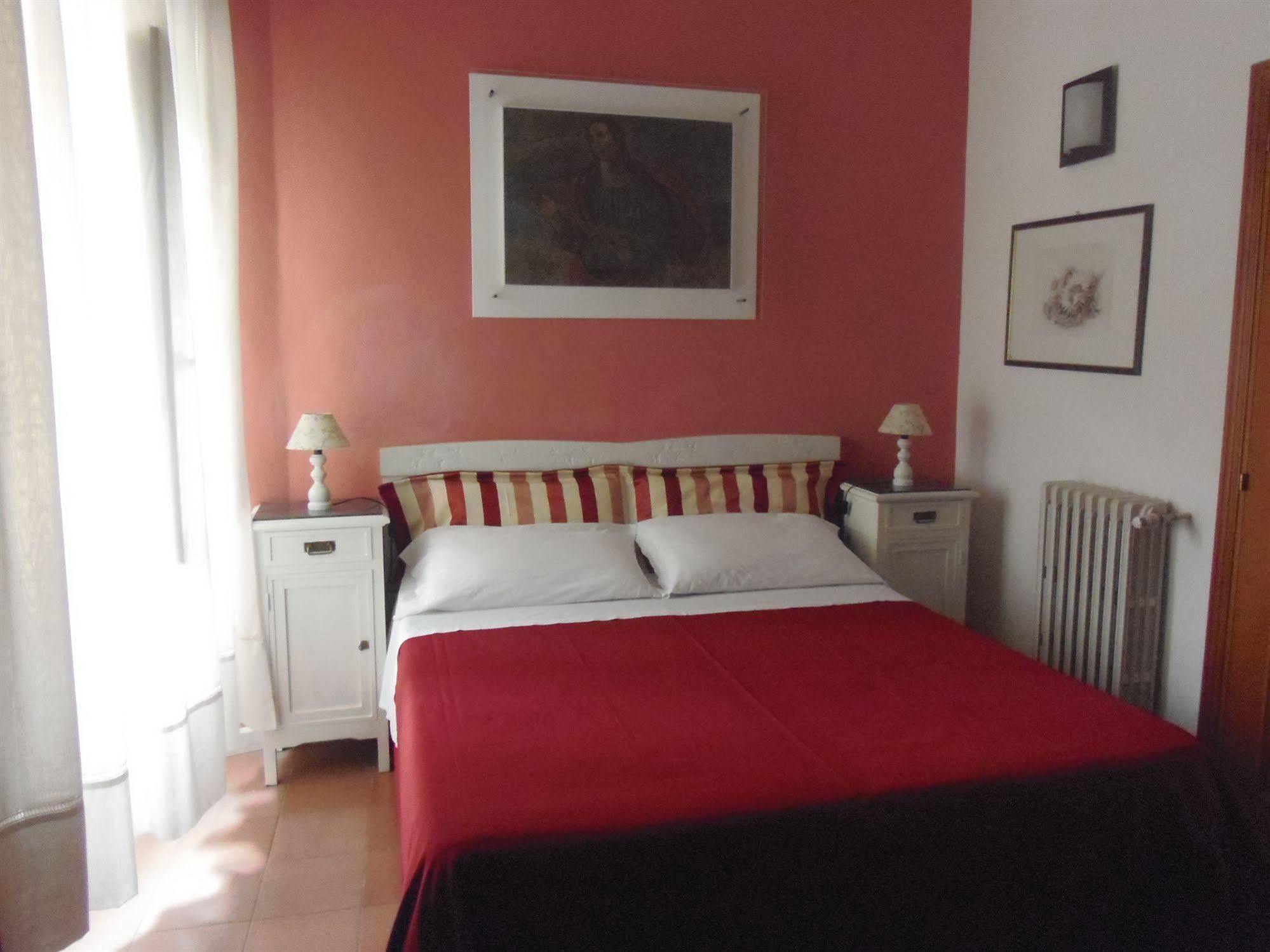 Hotel Morlacchi Perugia Bagian luar foto